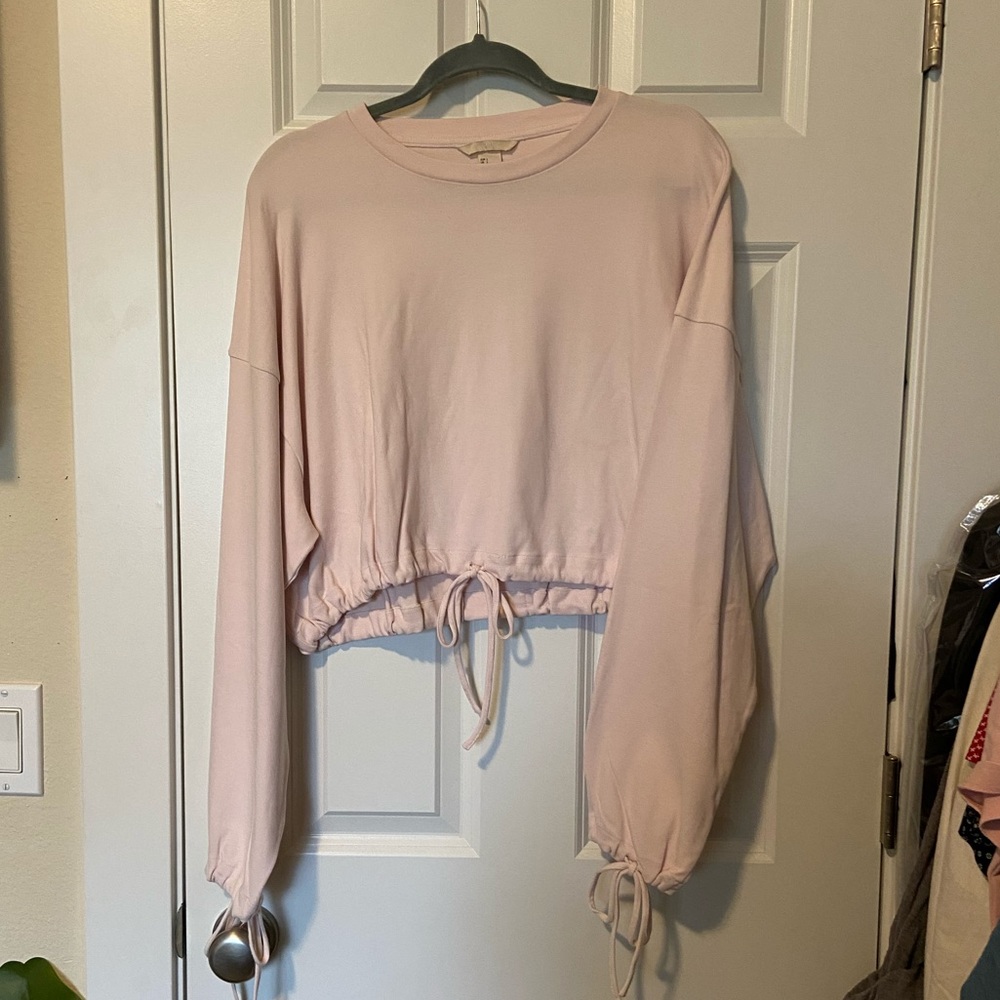 H&M crop light pink sweatshirt drawstring size L